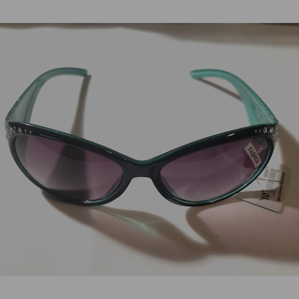 Piranha Fashion 5 Womens Sunglasses Style # 60001 Teal Black Bling
